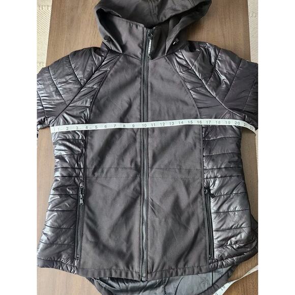 Women's GUESS Black Mixed Puffer softshell Hooded Zip Up Jacket Size L High Low - Picture 9 of 10
